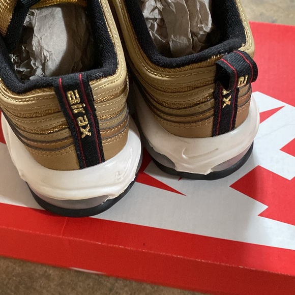 Nike Women’s Air Max 97 OG QS Metallic Gold Varsity Red (2017) sz 6 - Picture 9 of 11